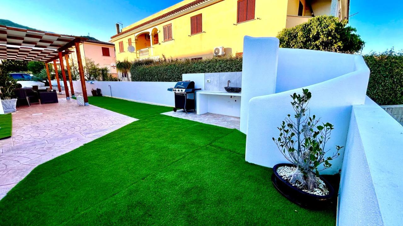 Ferienwohnung Le Residenze Del Mare Monolocale N6 La Caletta Exterior foto